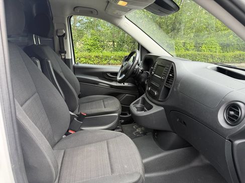 Used 2018 Mercedes-Benz Metris image 17