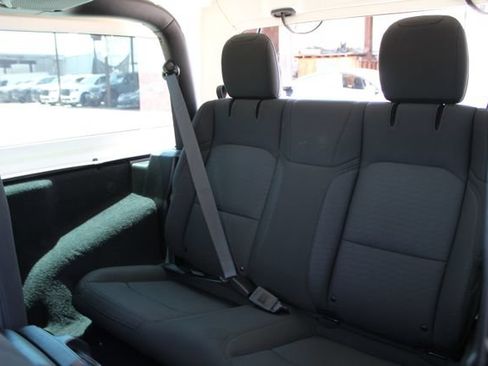 Used 2020 Jeep Wrangler Sport AWD/4WD image 29