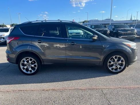 Used 2016 Ford Escape Titanium w/ Equipment Group 301A FWD image 5