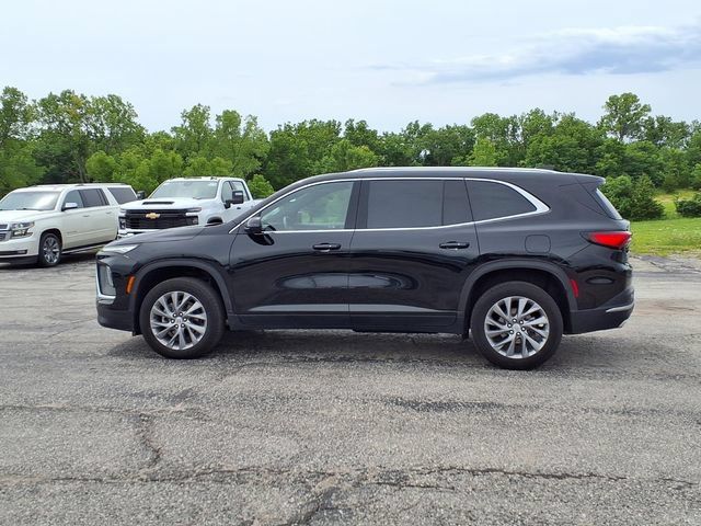 Used 2025 Buick Enclave Preferred AWD/4WD image 9