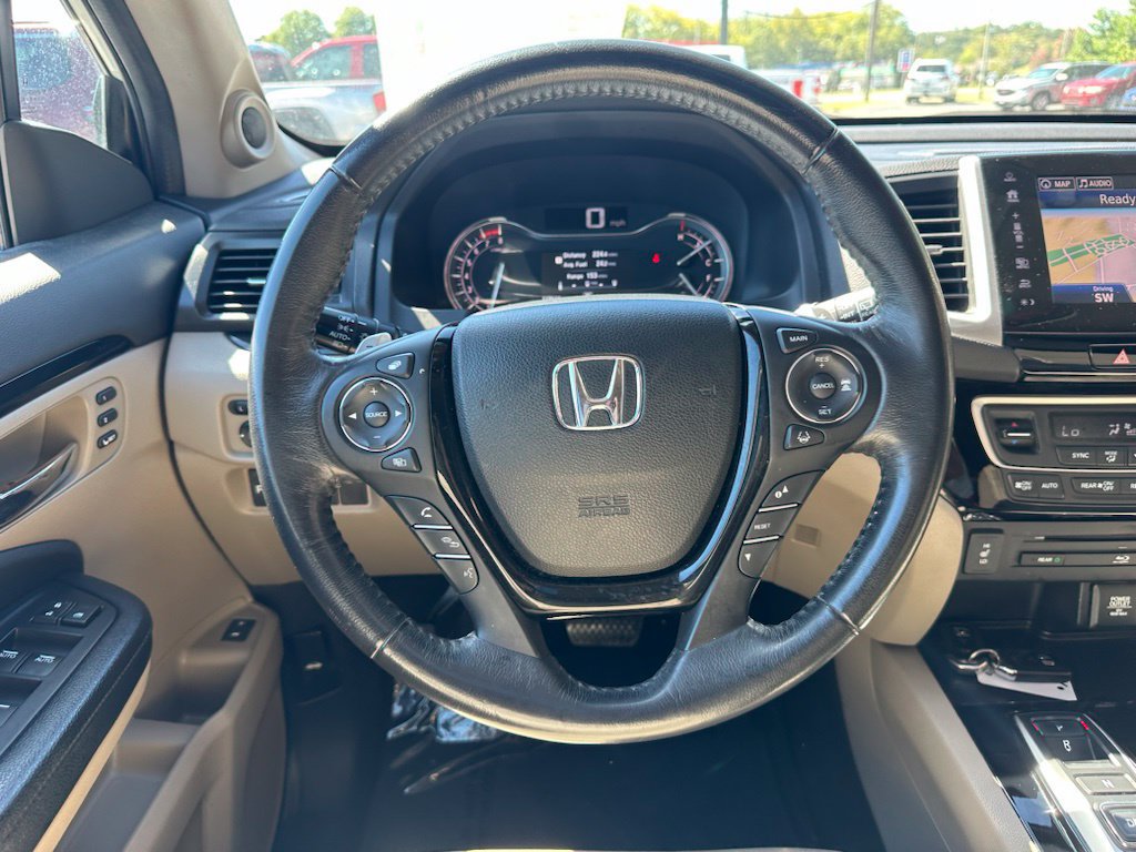 Used 2018 Honda Pilot Touring image 29