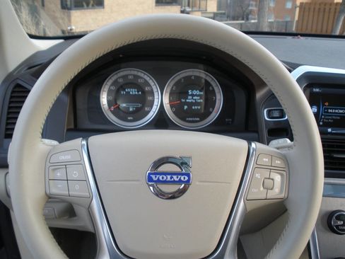 Used 2012 Volvo XC60 3.2 image 39