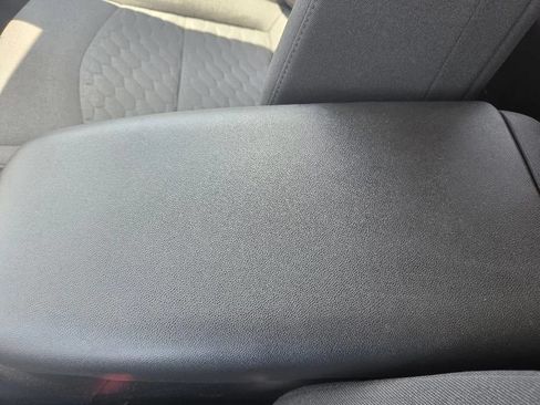 Used 2020 Chevrolet Equinox LT FWD image 34