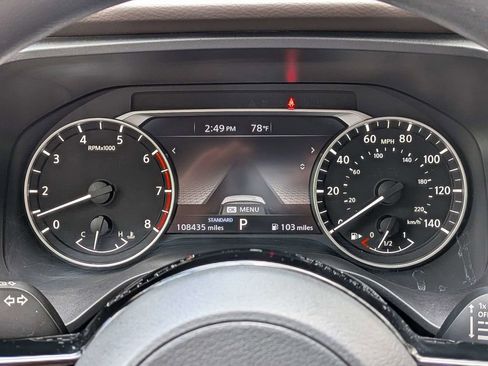 Used 2023 Nissan Rogue SV FWD image 25