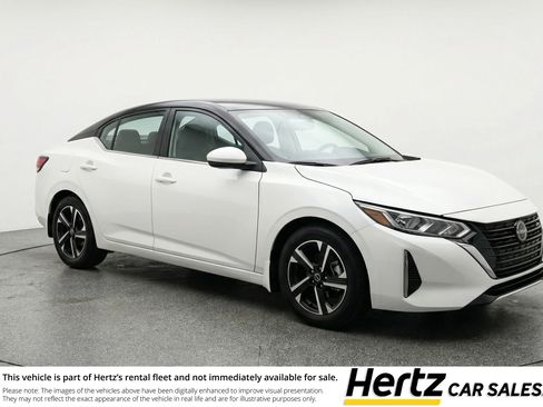 Used 2025 Nissan Sentra SV image 1