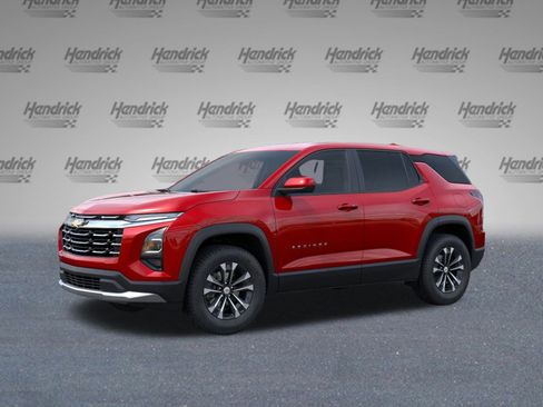 New 2026 Chevrolet Equinox LT image 3