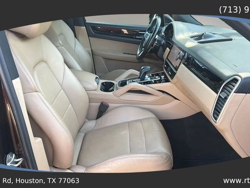Used 2019 Porsche Cayenne AWD/4WD image 39