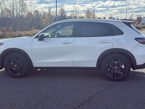 New 2026 Honda HR-V Sport image 11