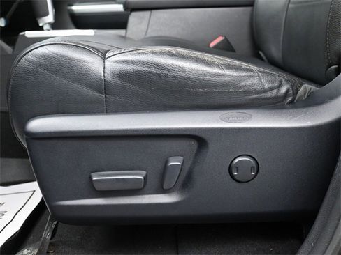 Used 2016 Toyota Tundra Limited image 11