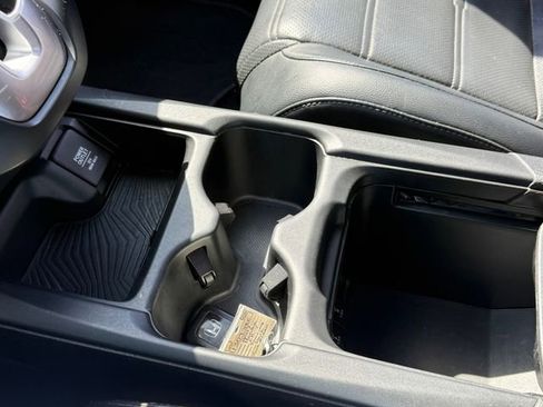Used 2017 Honda CR-V Touring image 21