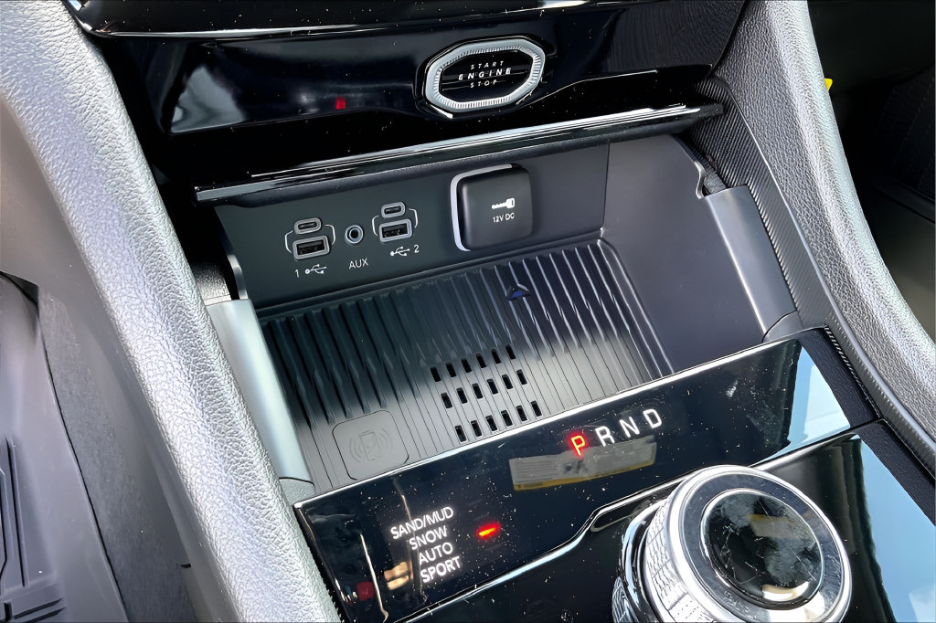 New 2026 Jeep Grand Cherokee Altitude AWD/4WD image 19