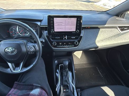 Certified 2022 Toyota Corolla SE w/ SE Premium Package image 15