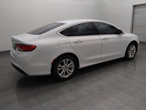 Used 2016 Chrysler 200 Touring image 10