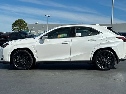 New 2025 Lexus UX 300h AWD image 9