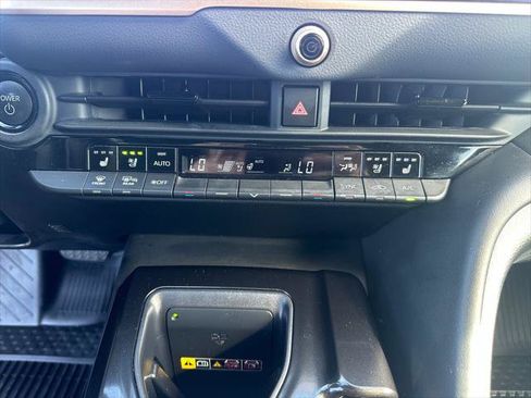 Certified 2024 Toyota Crown Platinum AWD/4WD image 19