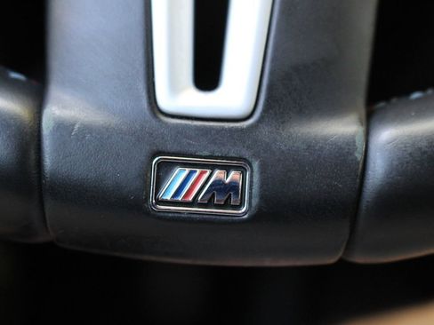 Used 2015 BMW M4 Convertible image 32