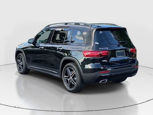 New 2026 Mercedes-Benz GLB 250 image 6