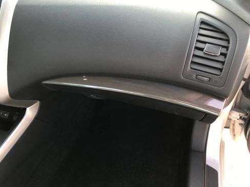 Used 2014 Nissan Altima 2.5 SL w/ Technology Package image 12