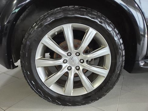 Used 2014 INFINITI QX80 4WD w/ Theater Package image 10