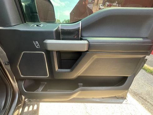 Used 2017 Ford F150 Raptor w/ Equipment Group 802A Luxury AWD/4WD image 28