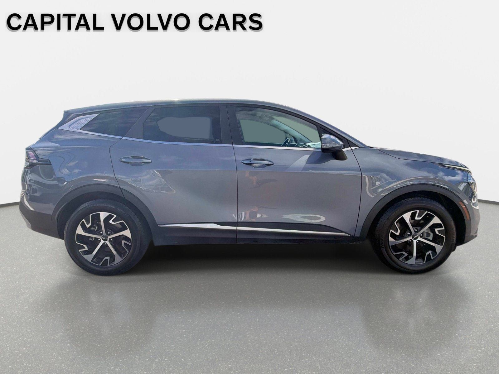 Used 2023 Kia Sportage EX FWD image 5