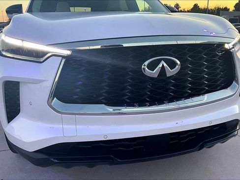 Certified 2025 INFINITI QX60 Luxe image 37