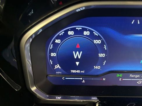 Used 2022 Chevrolet Silverado 1500 RST image 25