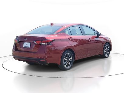 New 2025 Nissan Versa SV w/ Trunk Package