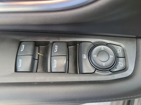 Used 2023 Chevrolet Tahoe LS image 19