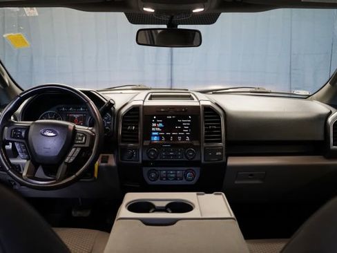 Used 2018 Ford F150 XLT w/ Equipment Group 302A Luxury AWD/4WD image 16