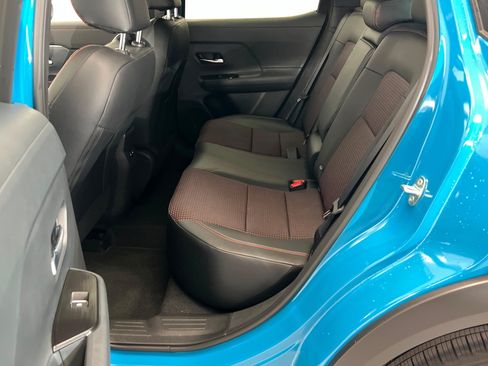 New 2026 Nissan Kicks SR FWD image 21