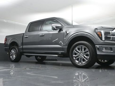Certified 2024 Ford F150 Lariat w/ Tow/Haul Package AWD/4WD image 38