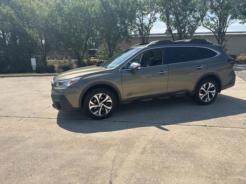 Used 2020 Subaru Outback Touring XT image 7