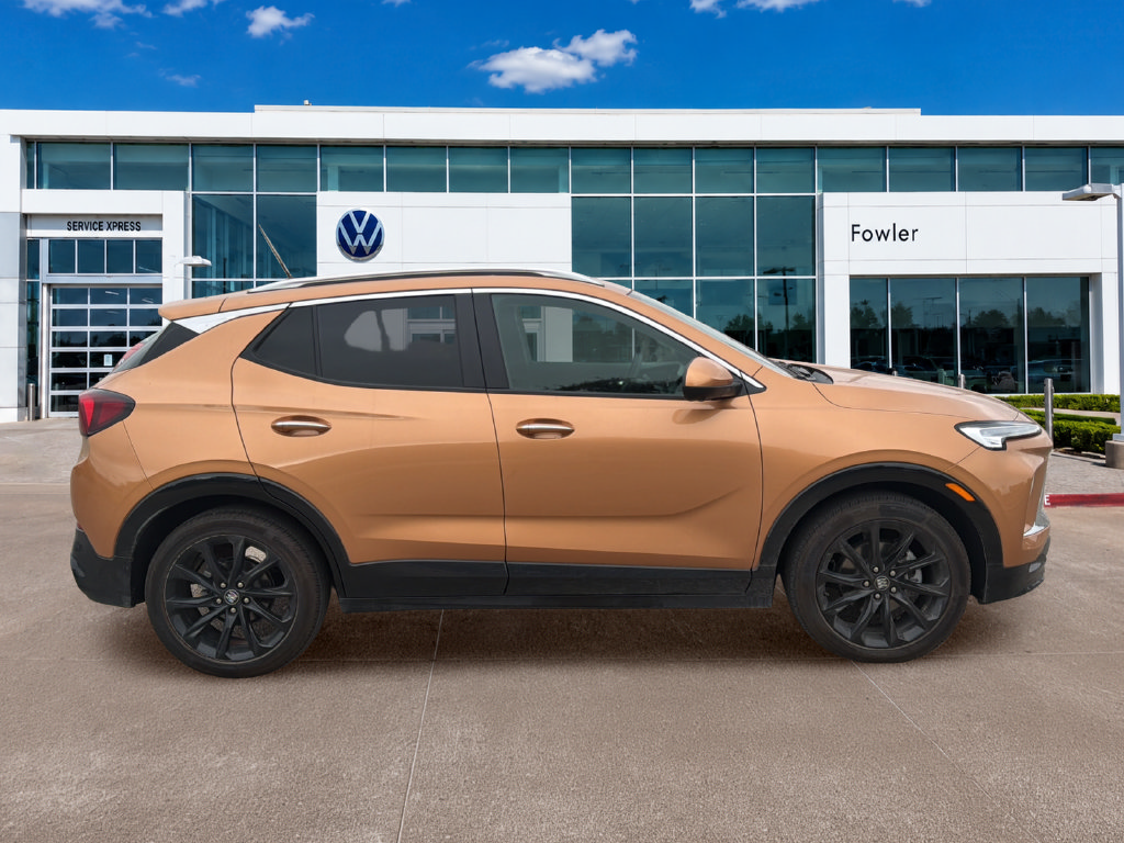 Used 2024 Buick Encore GX Sport Touring w/ Experience Buick Package FWD image 4