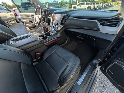 Used 2016 GMC Yukon SLT w/ Open Road Package AWD/4WD image 25