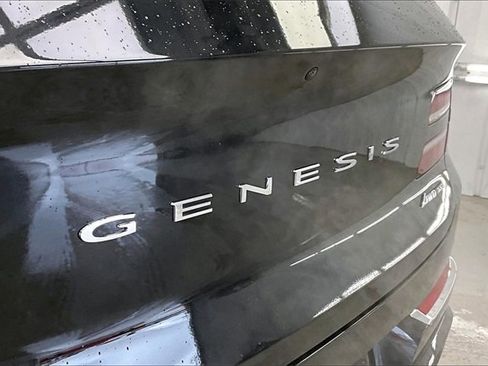 Used 2024 Genesis GV80 3.5T w/ Prestige Package image 32