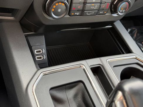 Used 2019 Ford F150 Raptor w/ Equipment Group 801A Mid image 25