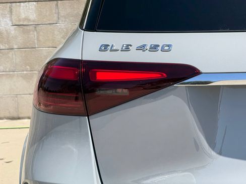 New 2026 Mercedes-Benz GLE 450 4MATIC image 9