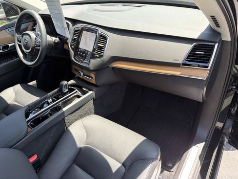 Certified 2024 Volvo XC90 T8 Plus w/ Protection Package Premier AWD/4WD image 27