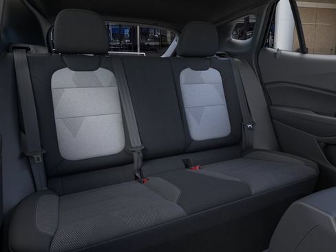 New 2026 Chevrolet Trax RS w/ Sunroof Package FWD image 17