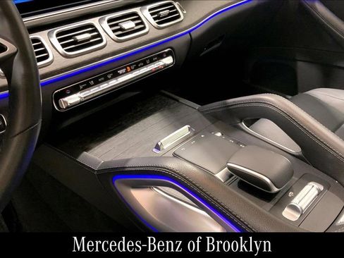 Certified 2024 Mercedes-Benz GLS 450 4MATIC image 17