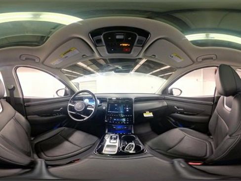 Used 2024 Hyundai Tucson Limited image 34