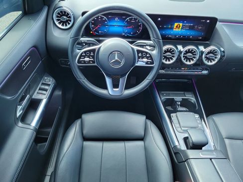 Certified 2022 Mercedes-Benz GLA 250 image 17