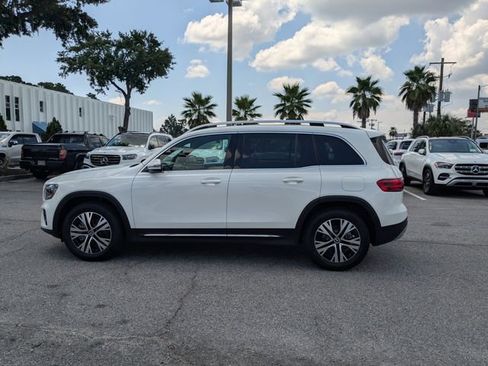 New 2025 Mercedes-Benz GLB 250 image 8