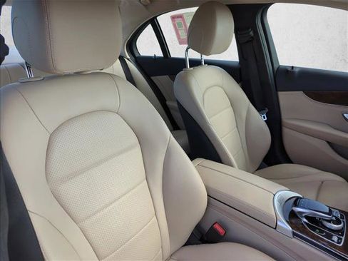 Used 2015 Mercedes-Benz C 300 4MATIC Sedan image 26