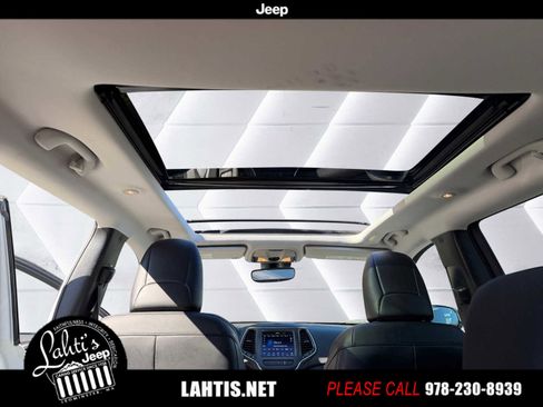 Certified 2022 Jeep Cherokee Trailhawk w/ Sun, Sound & Nav Group image 14