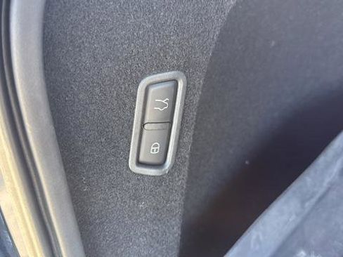 Used 2022 Maserati Levante GT image 10