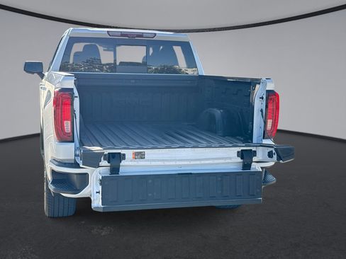 Used 2025 GMC Sierra 1500 Denali w/ Denali Reserve Package AWD/4WD image 13