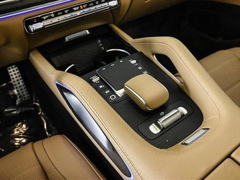 Certified 2025 Mercedes-Benz GLS 450 4MATIC image 13