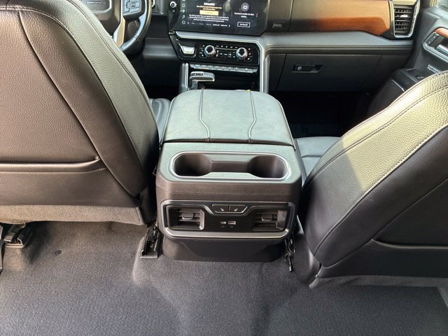 Used 2023 GMC Sierra 1500 Denali w/ Denali Reserve Package AWD/4WD image 18